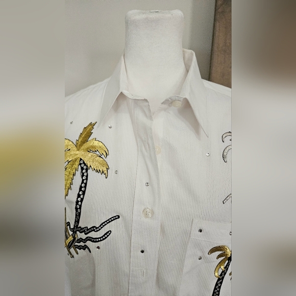 Vintage LAS OLAS Embroidered Button Down Shirt with Tropical Print White/gold. S - Picture 4 of 14